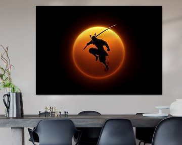 Samurai-Krieger Silhouette gegen orange Sonne von BINEDITS