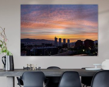 Lever de soleil sur la ville de Bilbao sur Peter Haastrecht, van