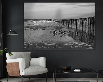 Spiegelung der Sturmfluten in Schwarz und Weiß von anne droogsma