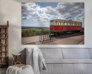 Blick auf Langres mit Zug von anne droogsma