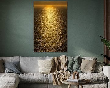 Goldene Wellen auf dem Atlantik von Peter Haastrecht, van