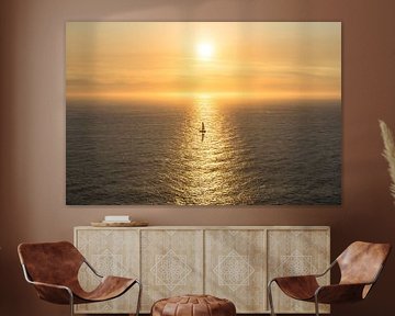 Einsames Segelboot auf dem Atlantik von Peter Haastrecht, van