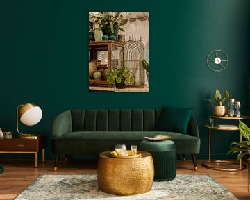 Stilleben, Green House Vogelkäfig und Ingwergläser von Oda Slofstra