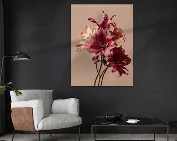 Bouquet of flowers lilies by Esmeé Kiewiet