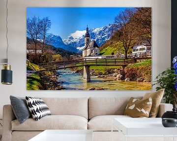 Église Saint-Sébastien dans le village d'alpinisme de Ramsau
