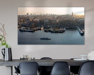 Skyline von Amsterdam - geschichtetes Licht über dem Stadtzentrum von Rachel Mein