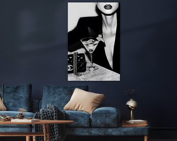 Schwarze Seide, klarer Martini von Skyfall