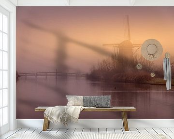 Kinderdijk Mühle im Nebel