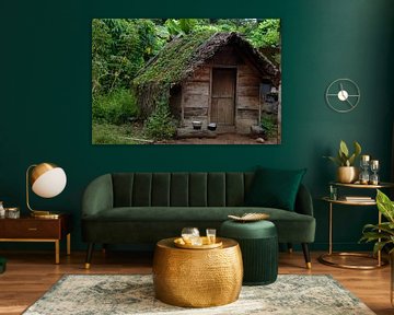 Dieses Maroon-Dorf liegt am Suriname-Fluss in Suriname von René Holtslag