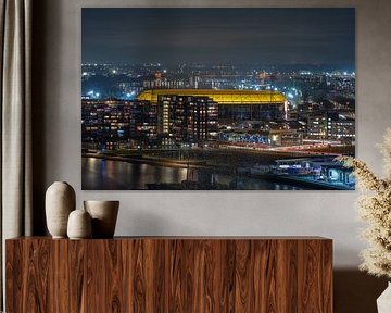 Le stade Feijenoord De Kuip de Rotterdam, magnifiquement éclairé, en détail sur MS Fotografie | Marc van der Stelt