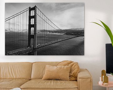 The Abandoned Crossing: Golden Gate Noir 02 by FotoDennis.com | Werk op de Muur