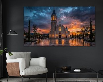 Kirche bei Sonnenuntergang Panorama künstlerisch