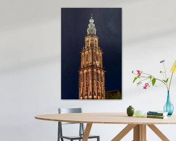 Beleuchteter Martini-Turm in Groningen bei Nacht von Tomas Daniëlse