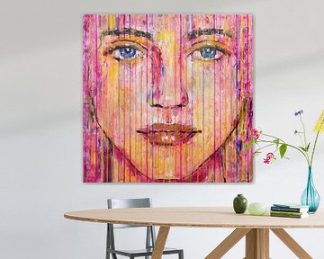 Golden pink lady | painting portrait woman with stripes by Anja Namink - Paintings