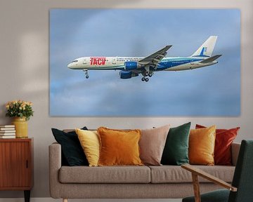 TACV - Boeing 757-200 der Cabo Verde Airlines. von Jaap van den Berg