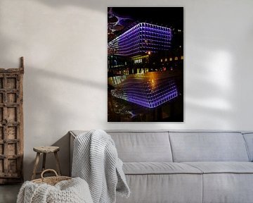 Mirror in shopping mall by Henk Langerak