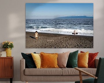 The White Gold of the Black Beach by Dirk Lahuis