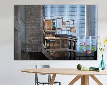 Bricks and Glass van Rob van der Wal