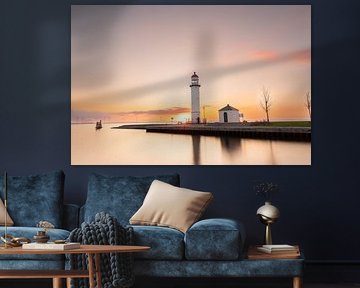 Leuchtturm bei Sonnenuntergang