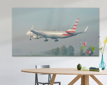 Le Boeing 767-300 d'American Airlines atterrit à l'aéroport de Schiphol.