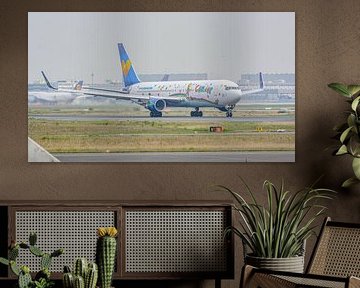 Condor Boeing 767-300 passagiersvliegtuig. van Jaap van den Berg