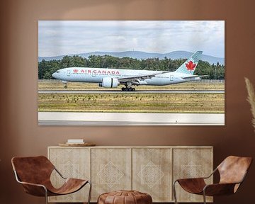 Air Canada Boeing 777-200 passenger aircraft.