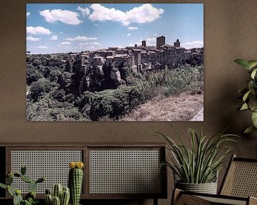 Italiaans stadje op een rots van Mike Frinking