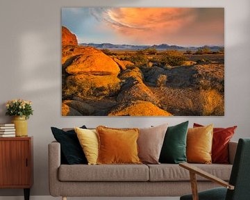 Rochers dans la lumière du soir dans le Namib