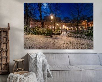 Elsloo le soir en hiver avec de la neige