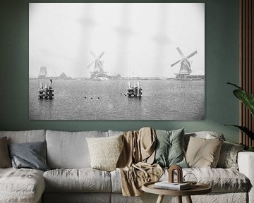 An den Ufern der Zaan befinden sich die Mühlen von Zaankanteropavontuur