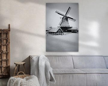 Bolwerksmolen Deventer mit Schnee (altmodisches Aussehen) von Framed by Elisabeth