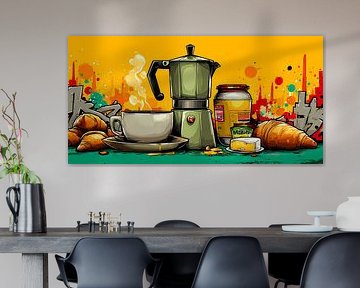 Een mokapot, dampende kop en croissants staan op een tafel