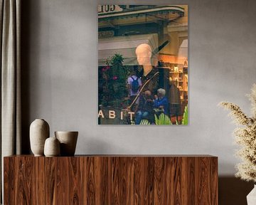 store window of Como by Michael Schulz-Dostal