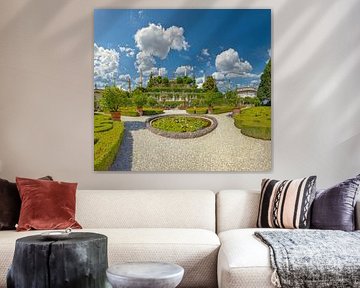 Giardino d'Amore des Palazzo Borromeo auf Isloa Bella, Teich mit Seerosen, Isola Bella, Verbano-Cusi