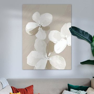 Witte bloemen op taupe van Color Square
