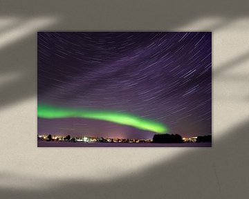 Noorderlicht/poollicht en Sterrenspoor in Rovaniemi, Finland von Jeroen Bos