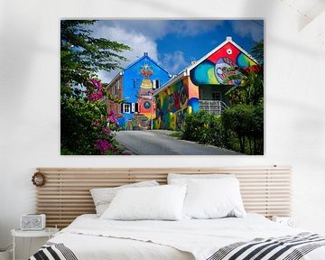 Curacao colourful housing and flora by Bfec.nl