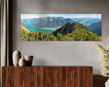 vue panoramique de la montagne Barenkopf vers les alpes du Rofan, vallée de l'Inntal sur SusaZoom