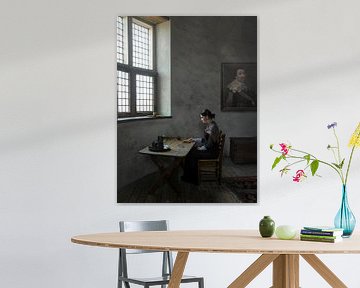 Meisje lezend in de torenkamer