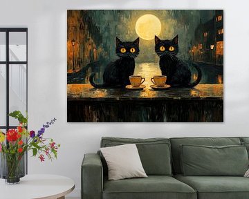 Zwei schwarze Katzen mit Tee im Mondlicht von Erika Kaisersot