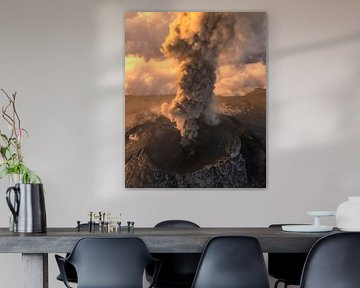 Fire from the Earth - eruption of Volcano Fuego by Ewold Kooistra
