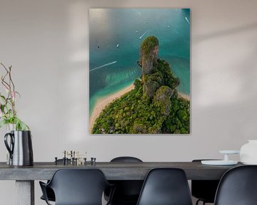 Railay Paradise - Limestone cliffs and Beach by Ewold Kooistra