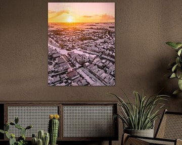 Winterlicher Sonnenaufgang über Makkum von Ewold Kooistra