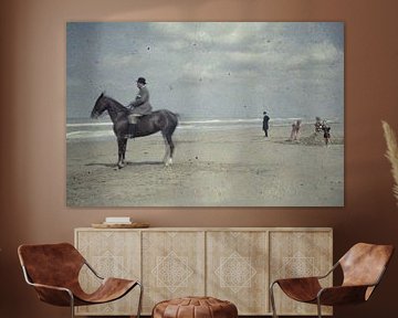 Man met paard op het strand [omstreeks 1915]