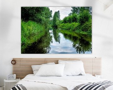 Kleine Dommel im Grünen von Ivonne Fuhren-van de Kerkhof