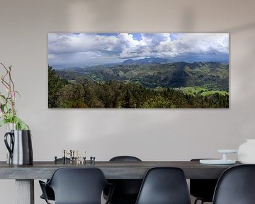 Panorama des Picos de Europa sur Peter Haastrecht, van