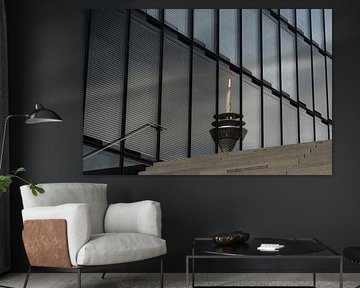 Fernsehturm Düsseldorf als Spiegelung von Christian Nastula