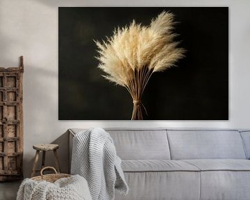 Plumes d'herbe de la pampa sur un mur mat sur Imperial Art House