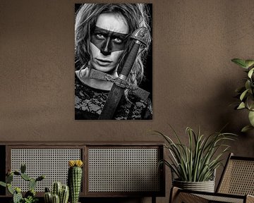 Amazone combative sur Jörg B. Schubert