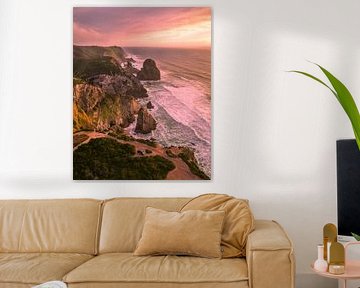 Côte sauvage du Portugal au coucher du soleil sur Ewold Kooistra